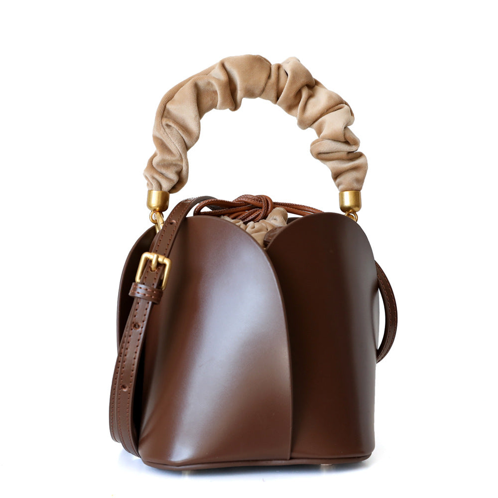 Flower Bucket Style Handbag For Daily Occasion