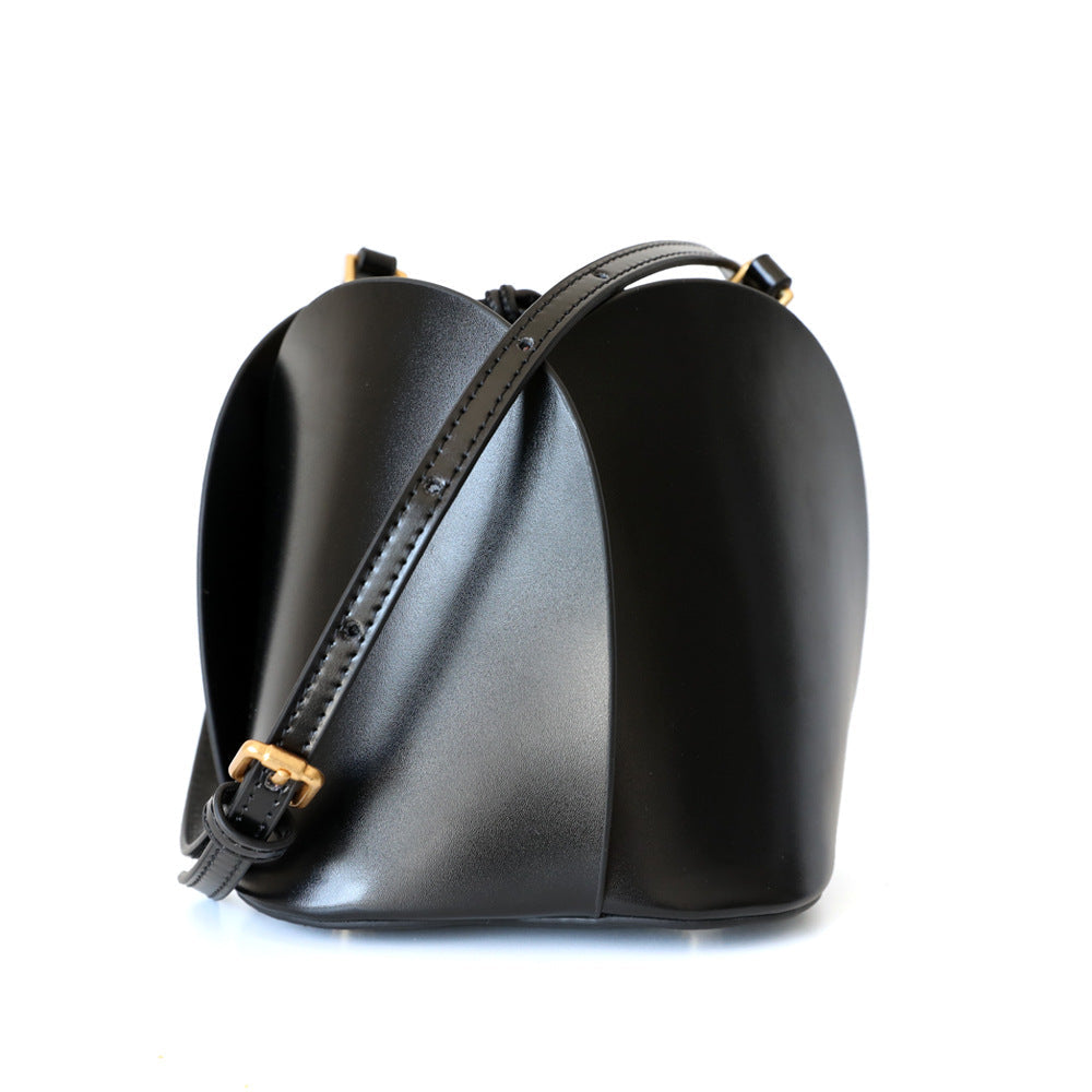 Flower Bucket Style Handbag For Daily Occasion